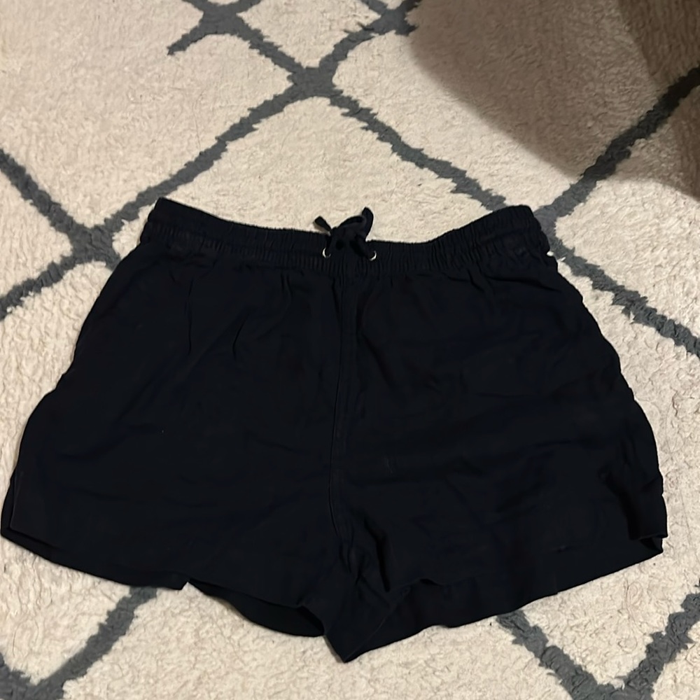 H&M Tie Front Navy Blue Shorts. Size Small.